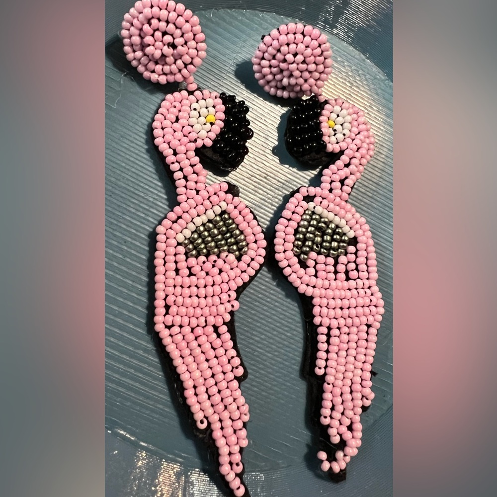 Hand crafted earrings seed beads nwot FLAMINGOS w dooney bag nwot